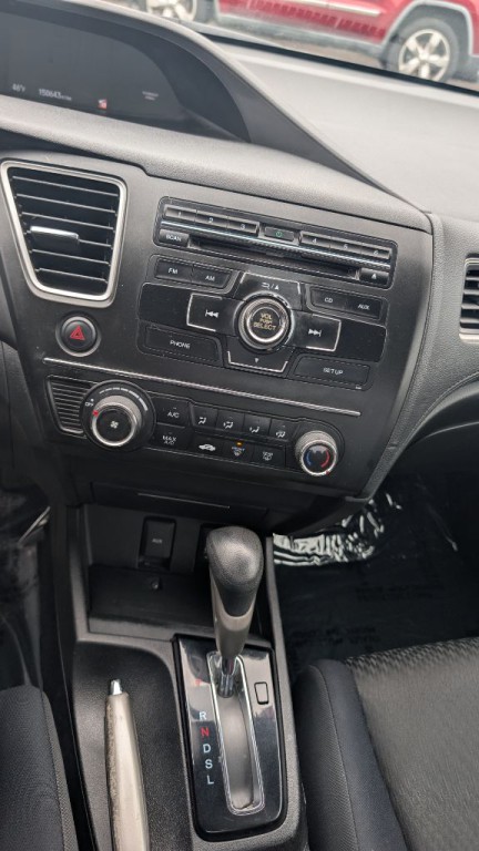 2015 Honda Civic Image 15