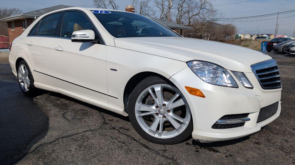 2012 Mercedes-Benz E-Class Image 1