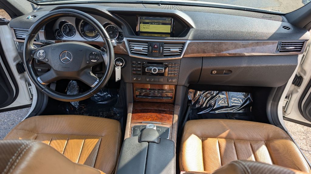 2012 Mercedes-Benz E-Class Image 14