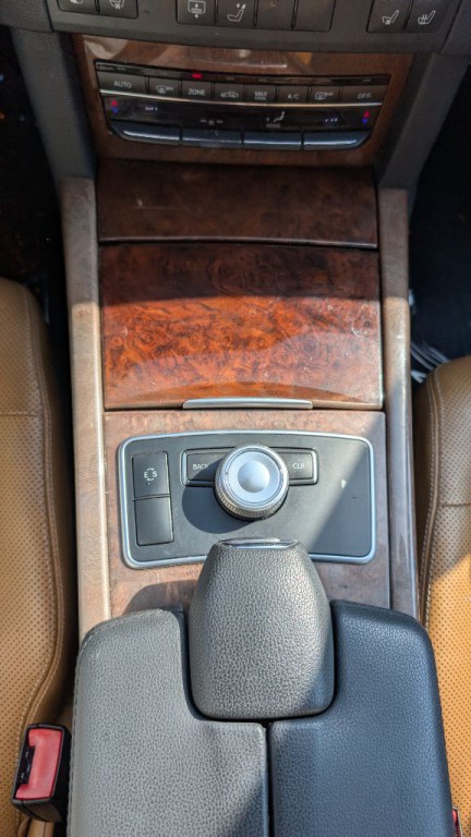 2012 Mercedes-Benz E-Class Image 18