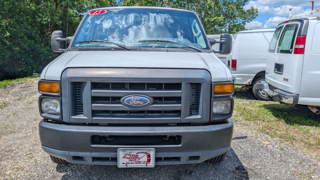 2013 Ford Econoline Image 2