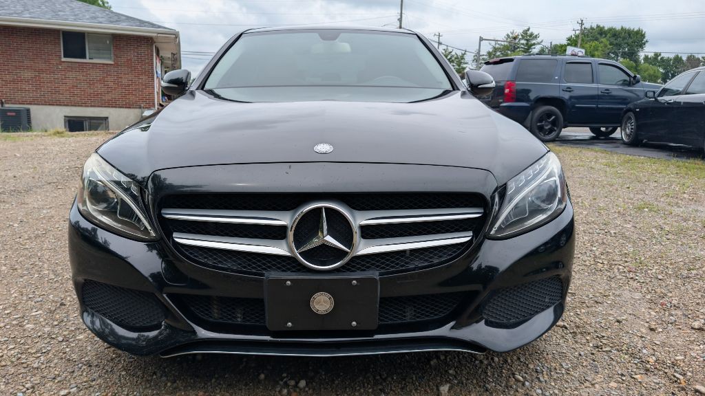 2015 Mercedes-Benz C-Class Image 2