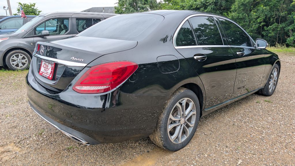 2015 Mercedes-Benz C-Class Image 6