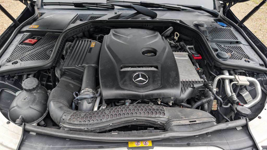 2015 Mercedes-Benz C-Class Image 20