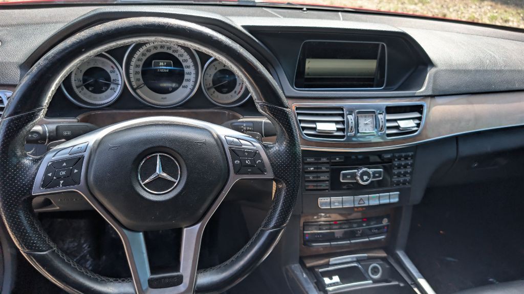 2014 Mercedes-Benz E-Class Image 13