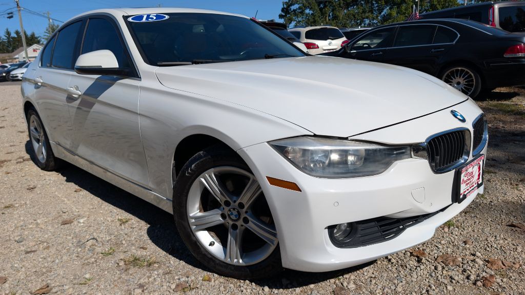 2015 BMW 3 Series Image 1