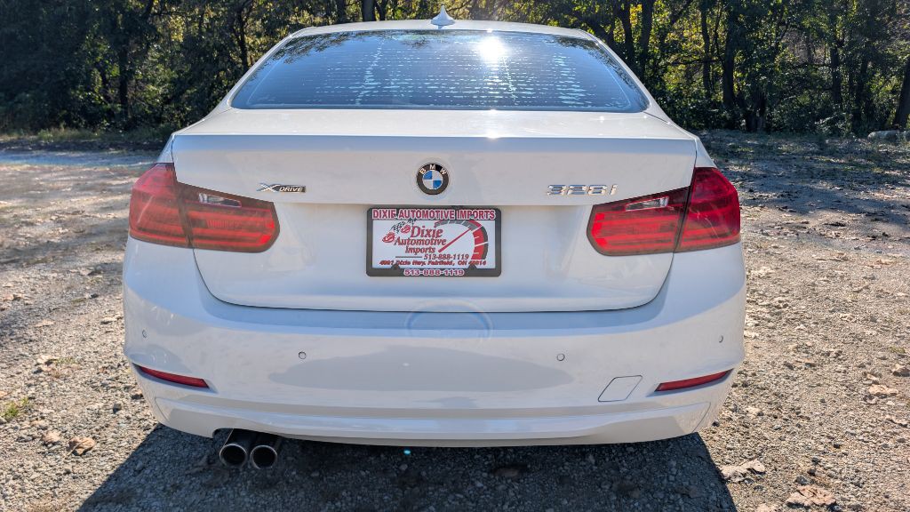 2015 BMW 3 Series Image 5