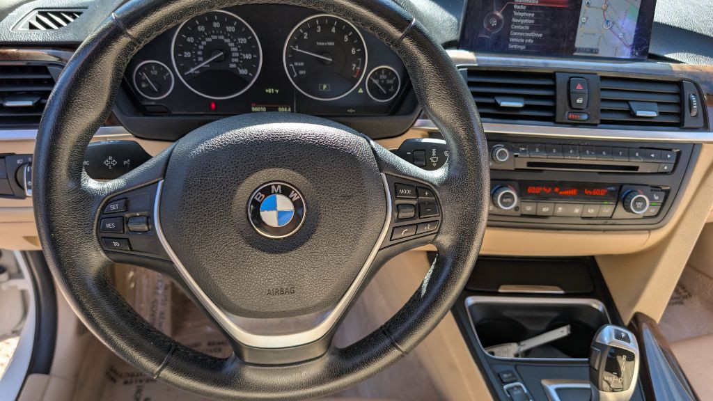 2015 BMW 3 Series Image 15