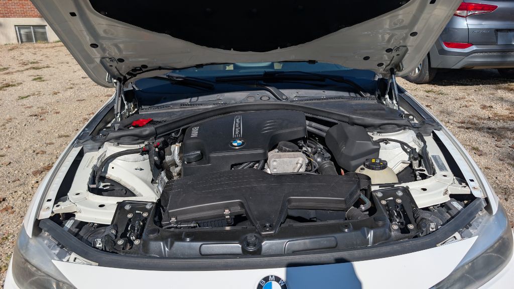 2015 BMW 3 Series Image 20