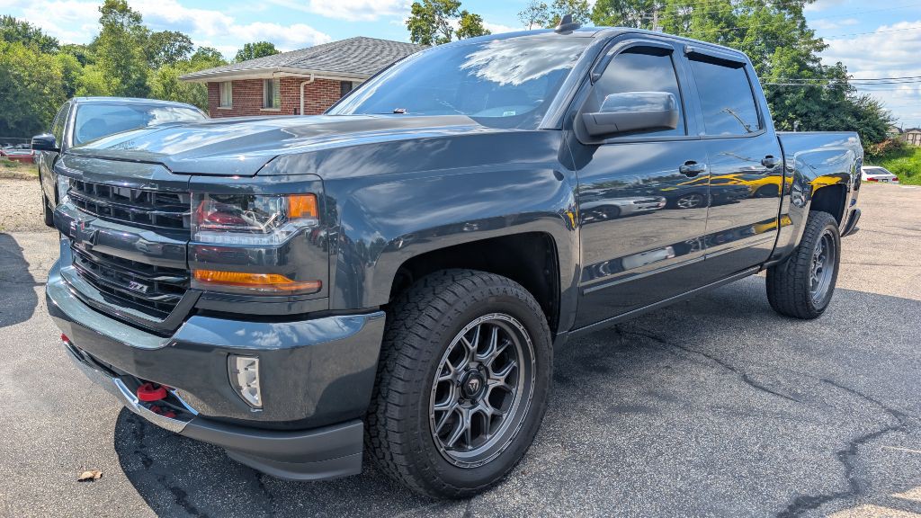 2017 Chevrolet Silverado 1500 Image 3