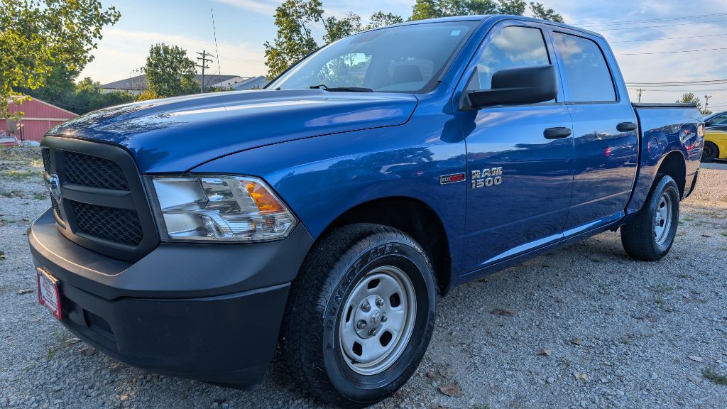 2017 RAM 1500 Image 3