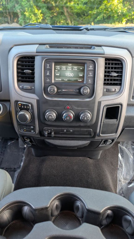 2017 RAM 1500 Image 17