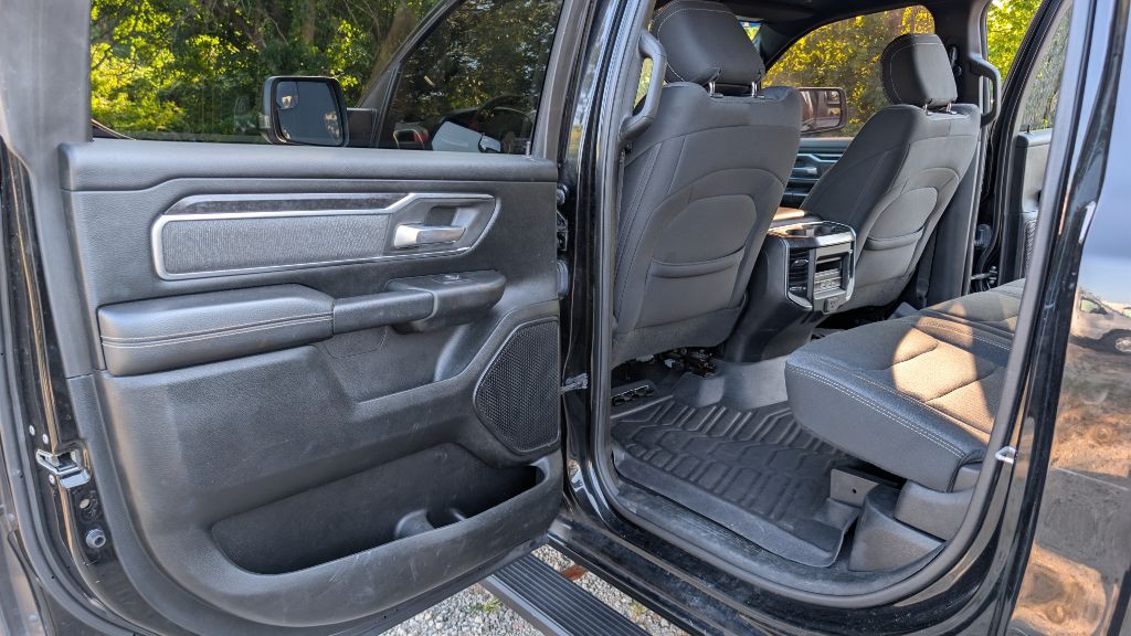 2019 RAM 1500 Image 8