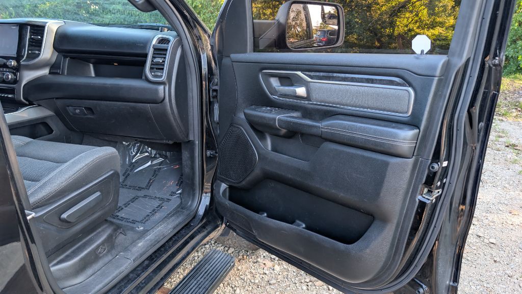 2019 RAM 1500 Image 9