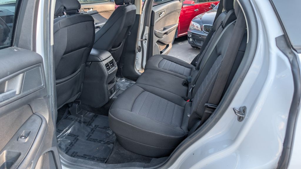 2018 Ford Edge Image 11