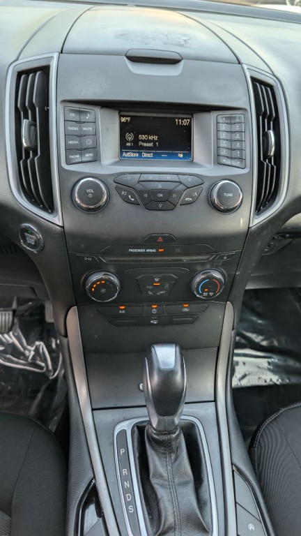 2018 Ford Edge Image 17
