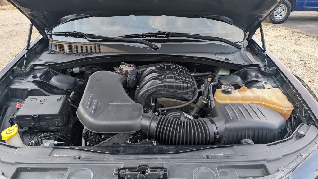 2017 Chrysler 300 Image 20