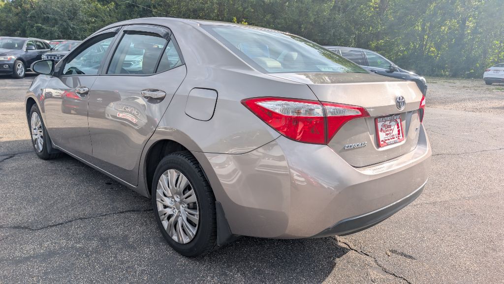 2015 Toyota Corolla Image 4