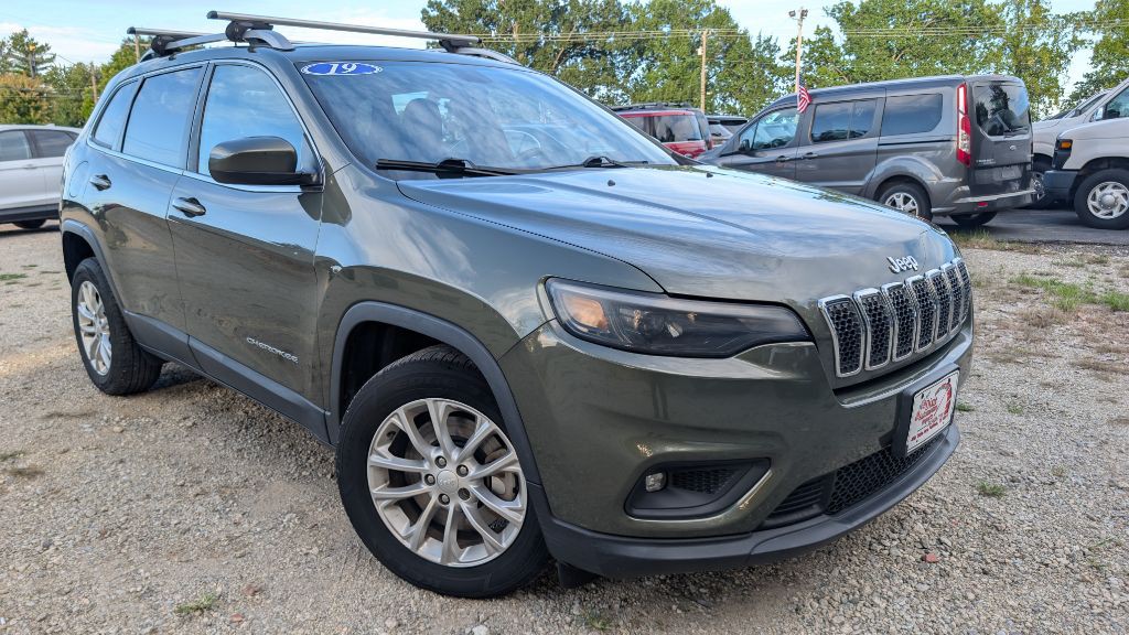 2019 Jeep Cherokee Image 1