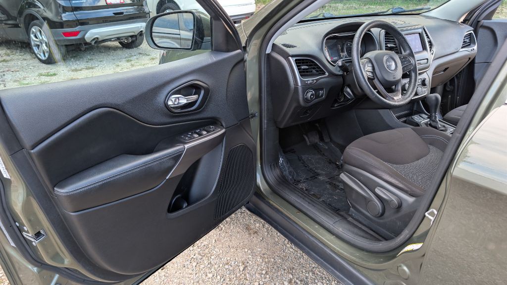 2019 Jeep Cherokee Image 7