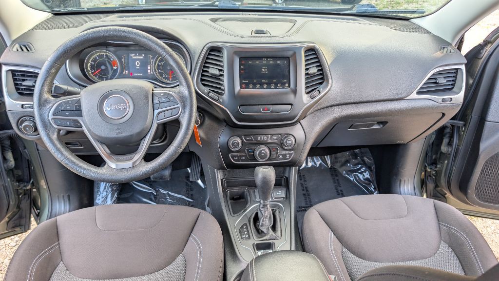 2019 Jeep Cherokee Image 14