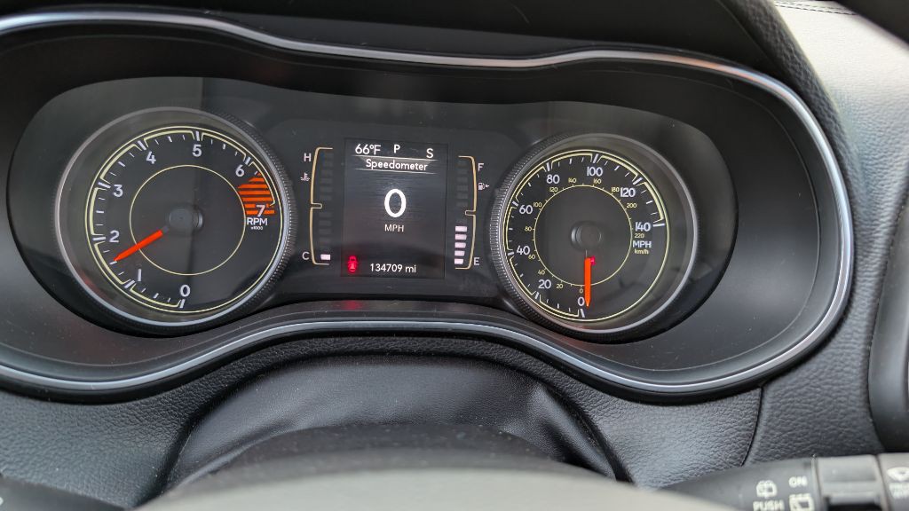 2019 Jeep Cherokee Image 16