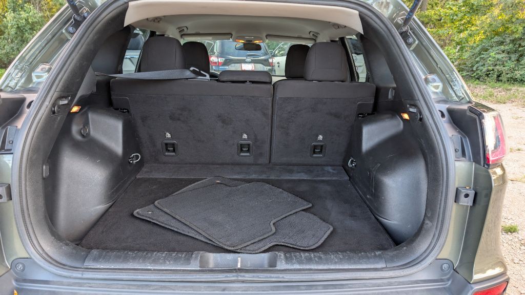 2019 Jeep Cherokee Image 19