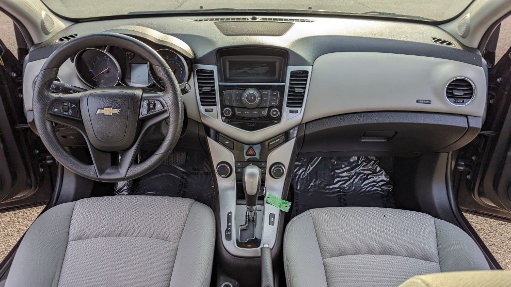 2015 Chevrolet Cruze Image 14