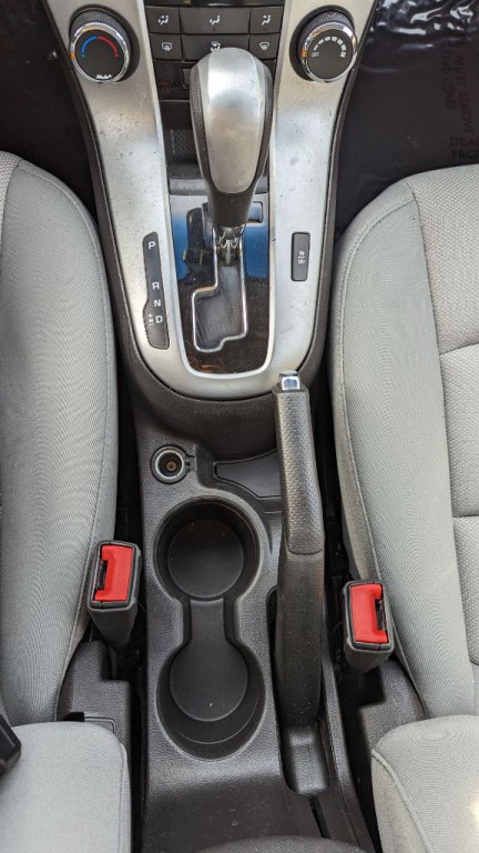 2015 Chevrolet Cruze Image 18