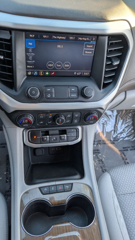 2021 GMC Acadia Image 18