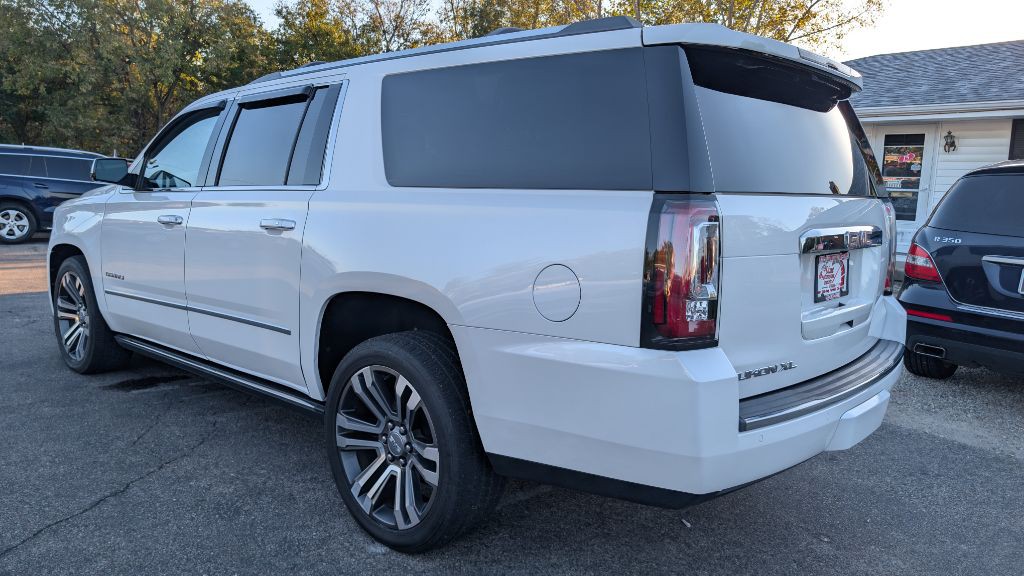 2017 GMC Yukon Image 4