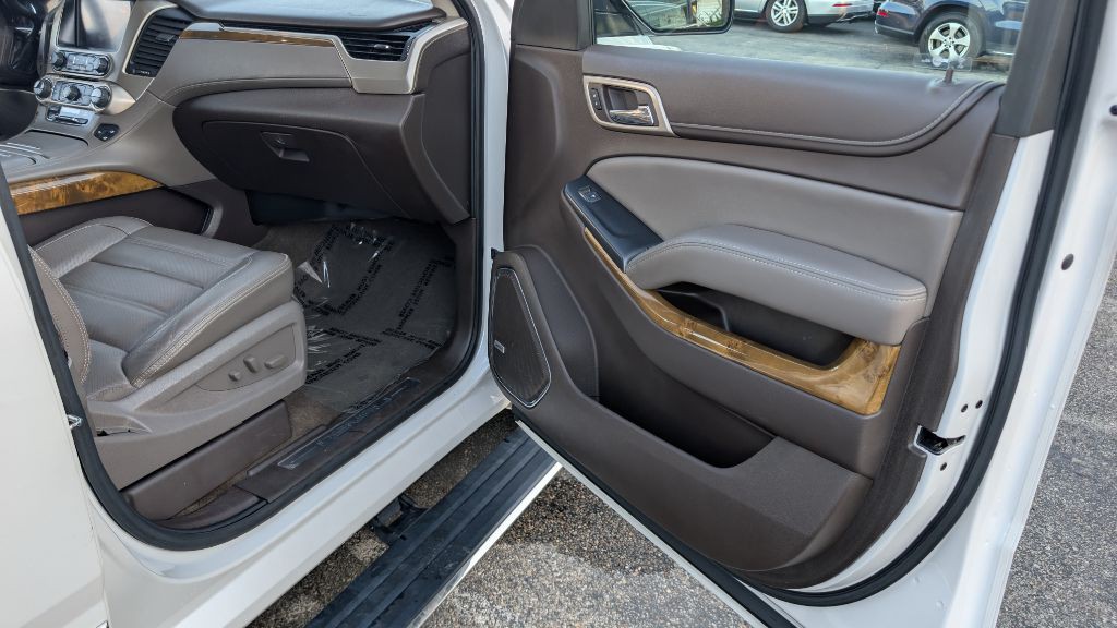 2017 GMC Yukon Image 9