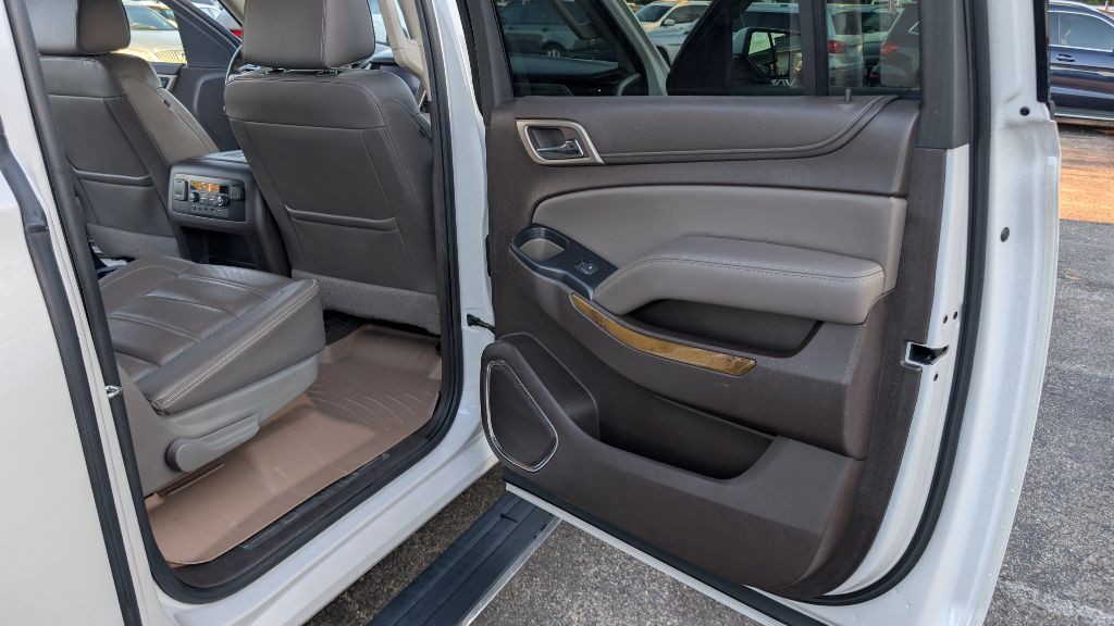 2017 GMC Yukon Image 10