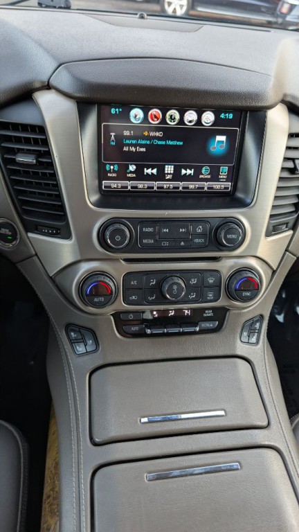 2017 GMC Yukon Image 17