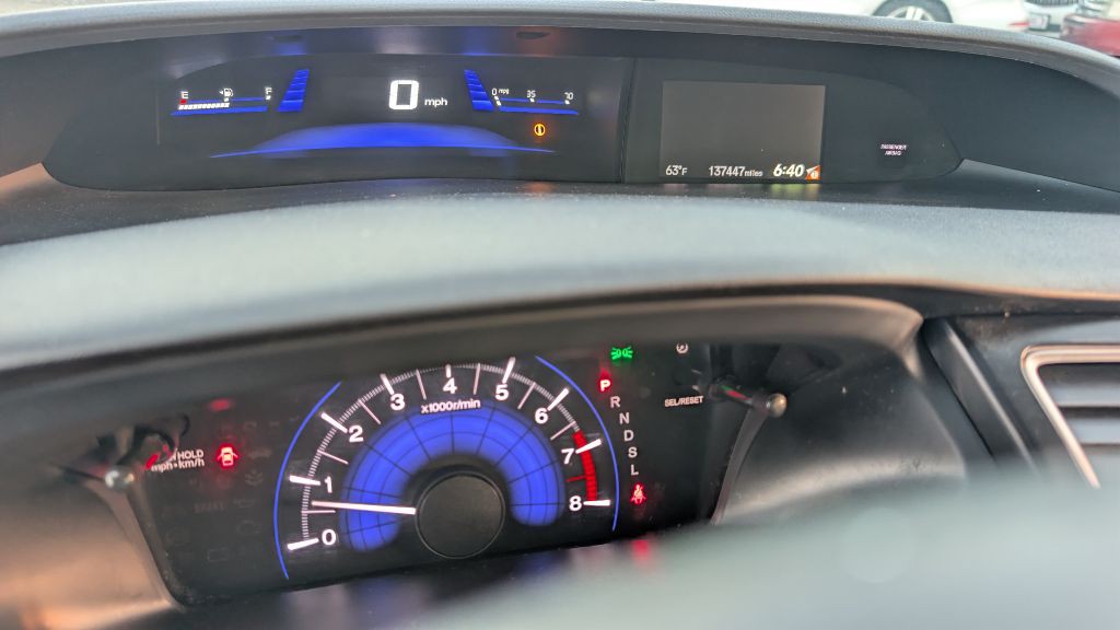 2015 Honda Civic Image 16