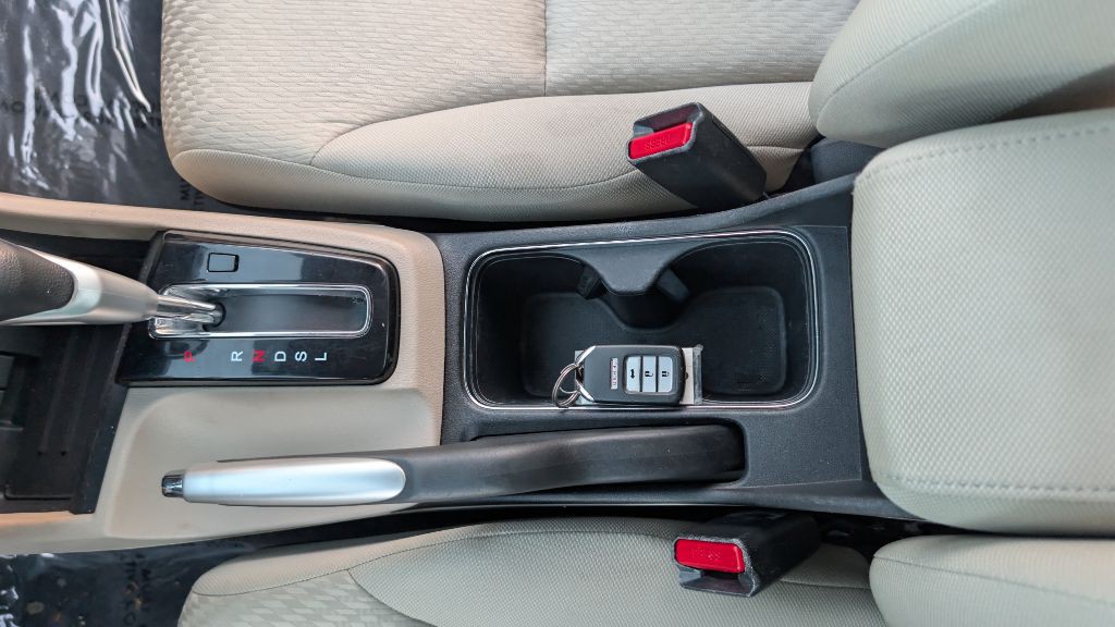 2015 Honda Civic Image 18