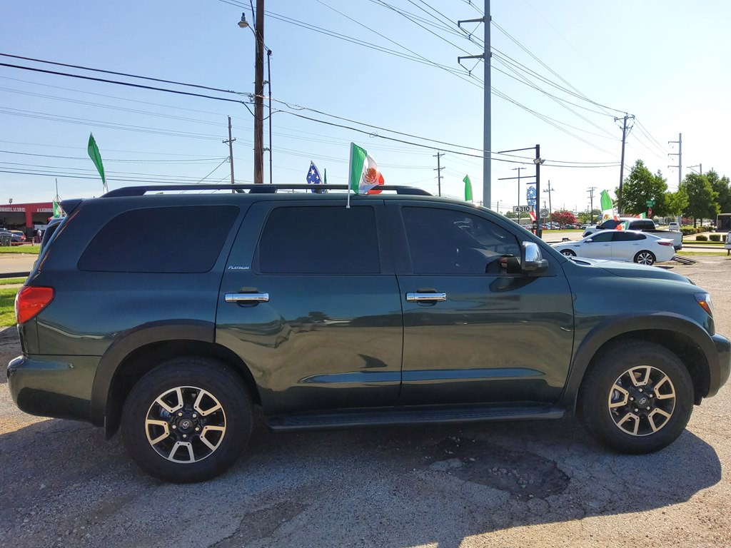 2008 Toyota Sequoia Image 3