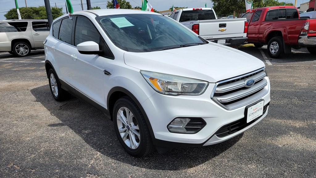 2017 Ford Escape Image 2
