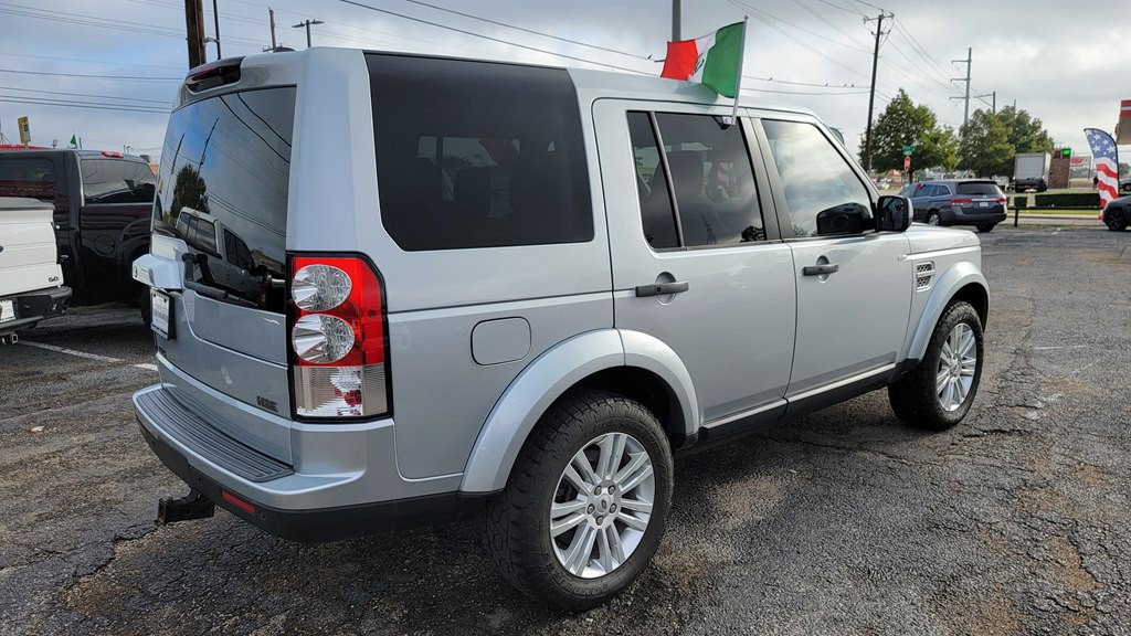 2011 Land Rover LR4 Image 3
