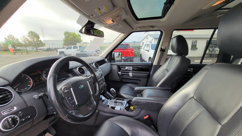 2011 Land Rover LR4 Image 5
