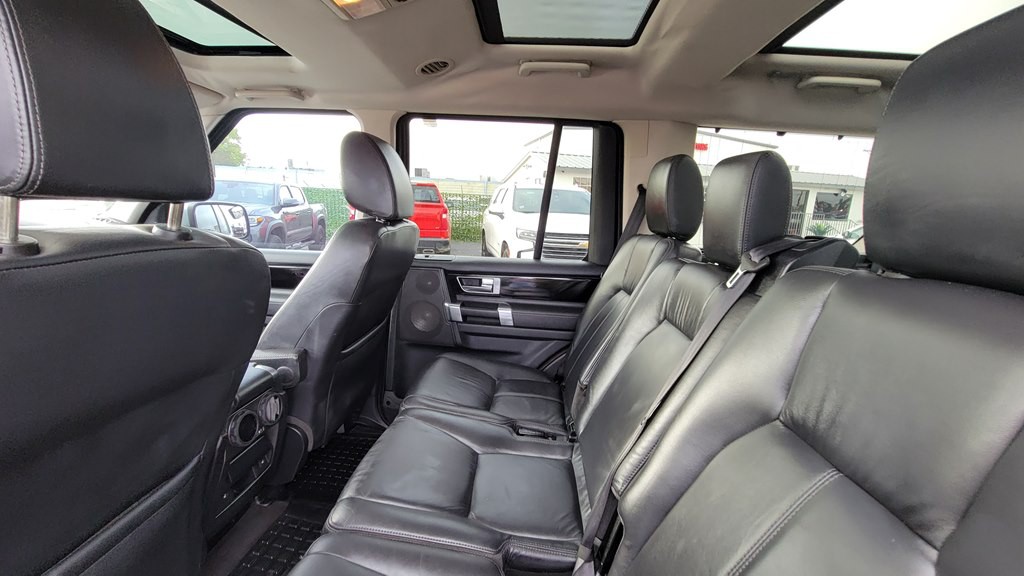 2011 Land Rover LR4 Image 6