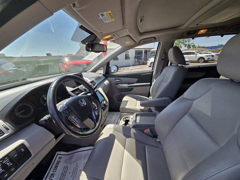 2015 Honda Odyssey Image 6