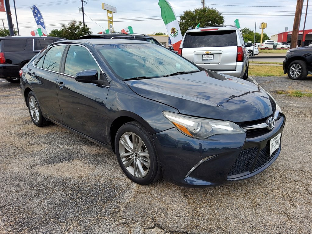 2015 Toyota Camry Image 5