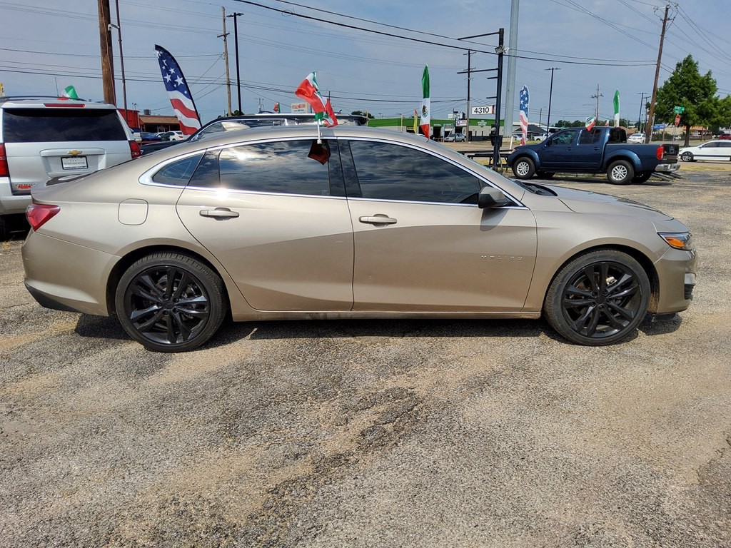 2022 Chevrolet Malibu Image 4