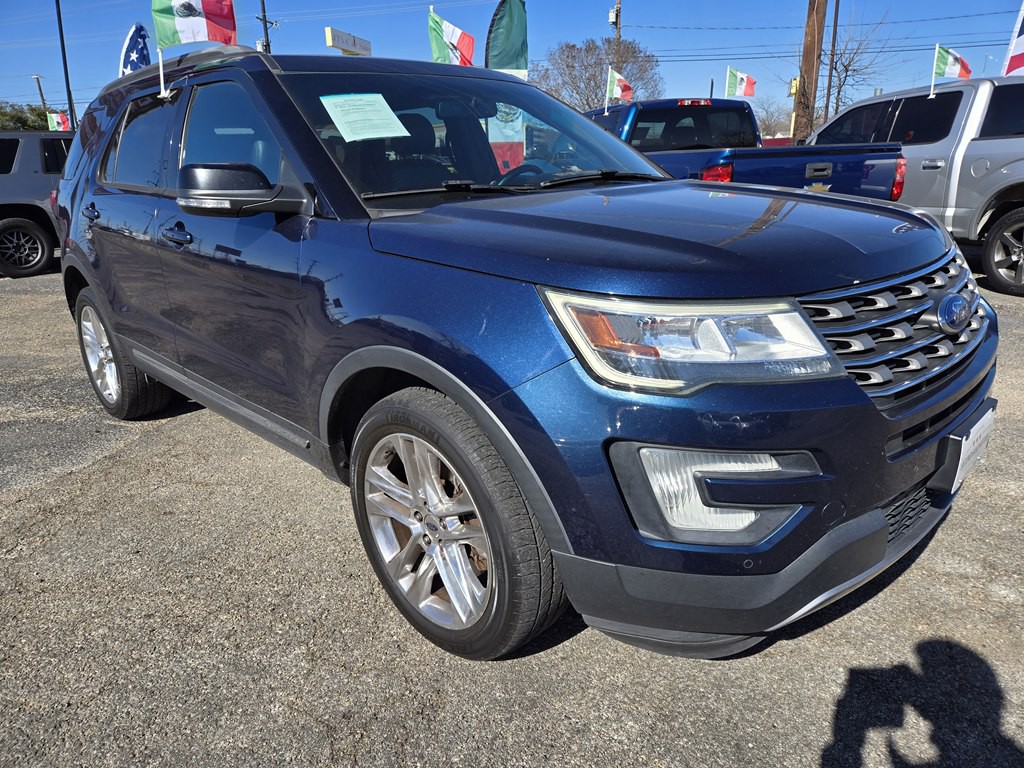 2016 Ford Explorer Image 2