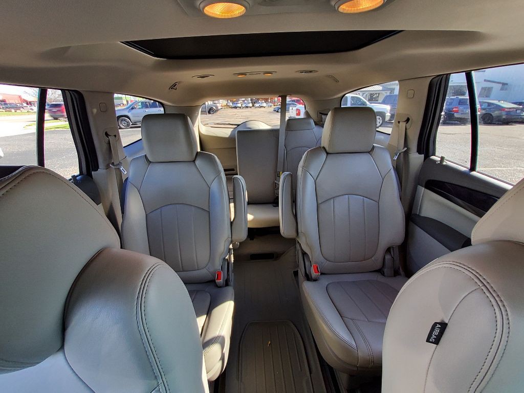 2015 Buick Enclave Image 3
