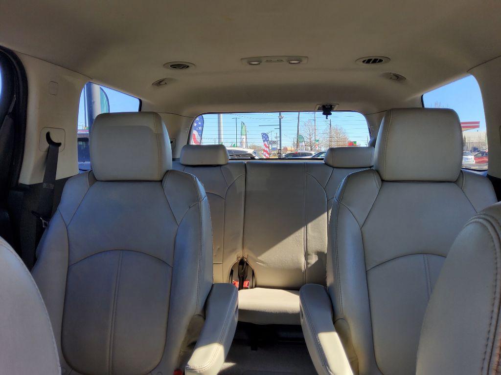 2011 GMC Acadia Image 9