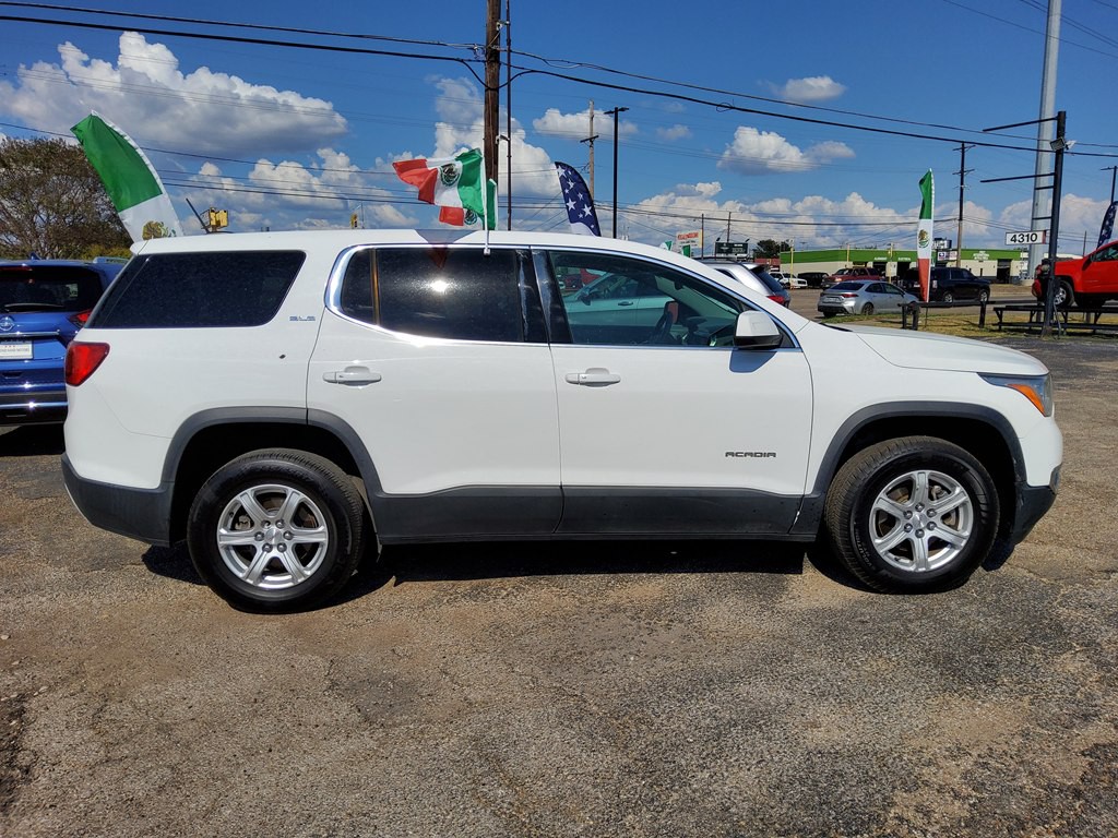 2017 GMC Acadia Image 5