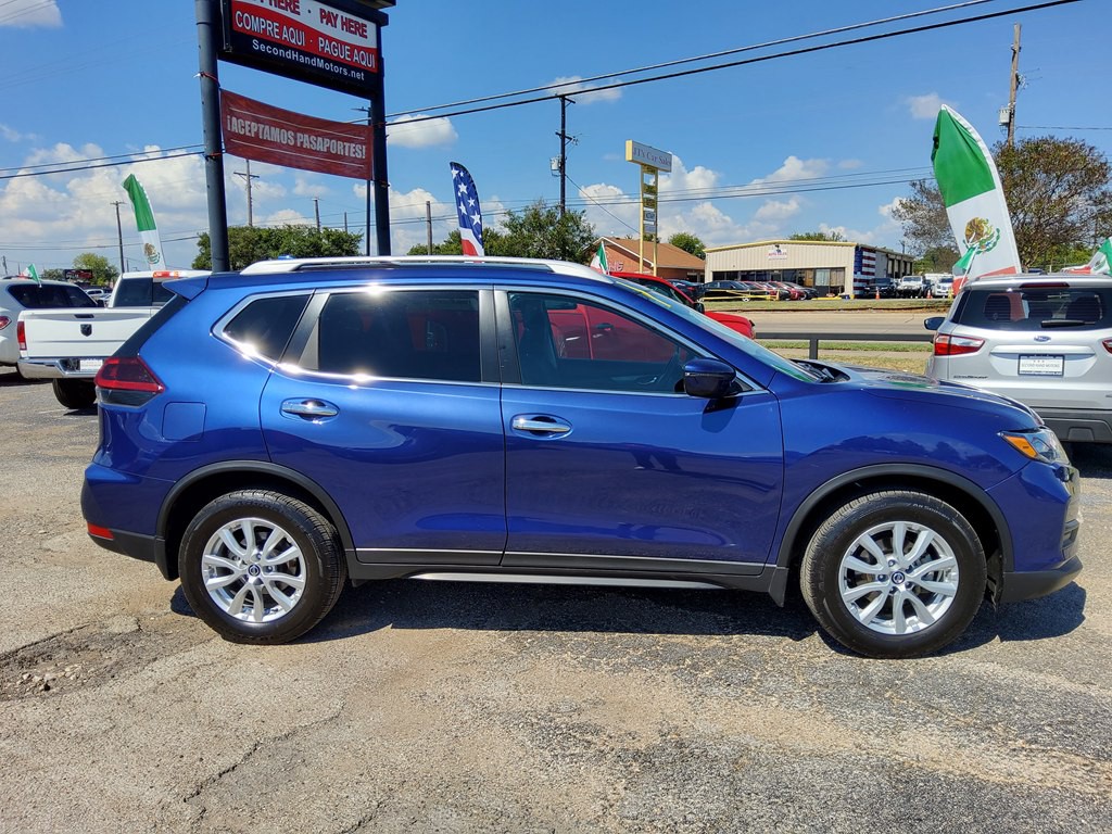 2020 Nissan Rogue Image 2