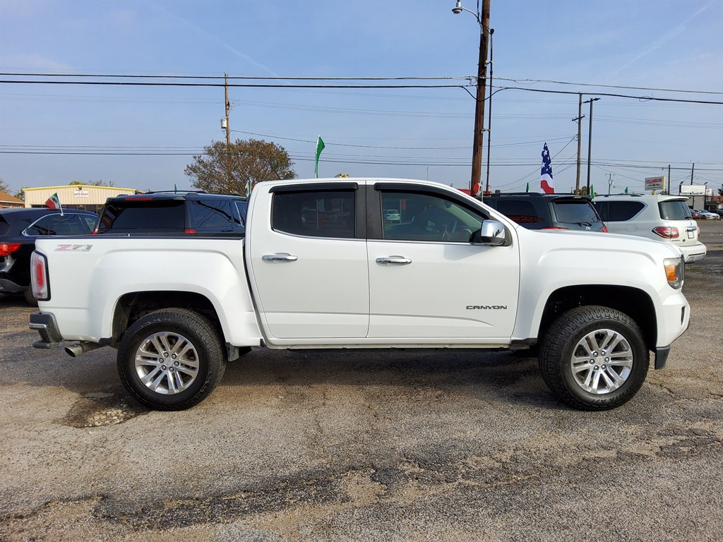 2017 GMC Canyon Image 2